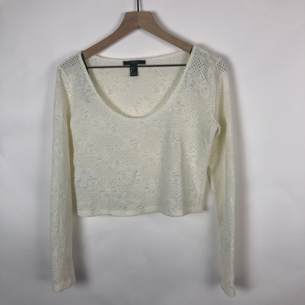 🦋forever 21 White Crop top size large